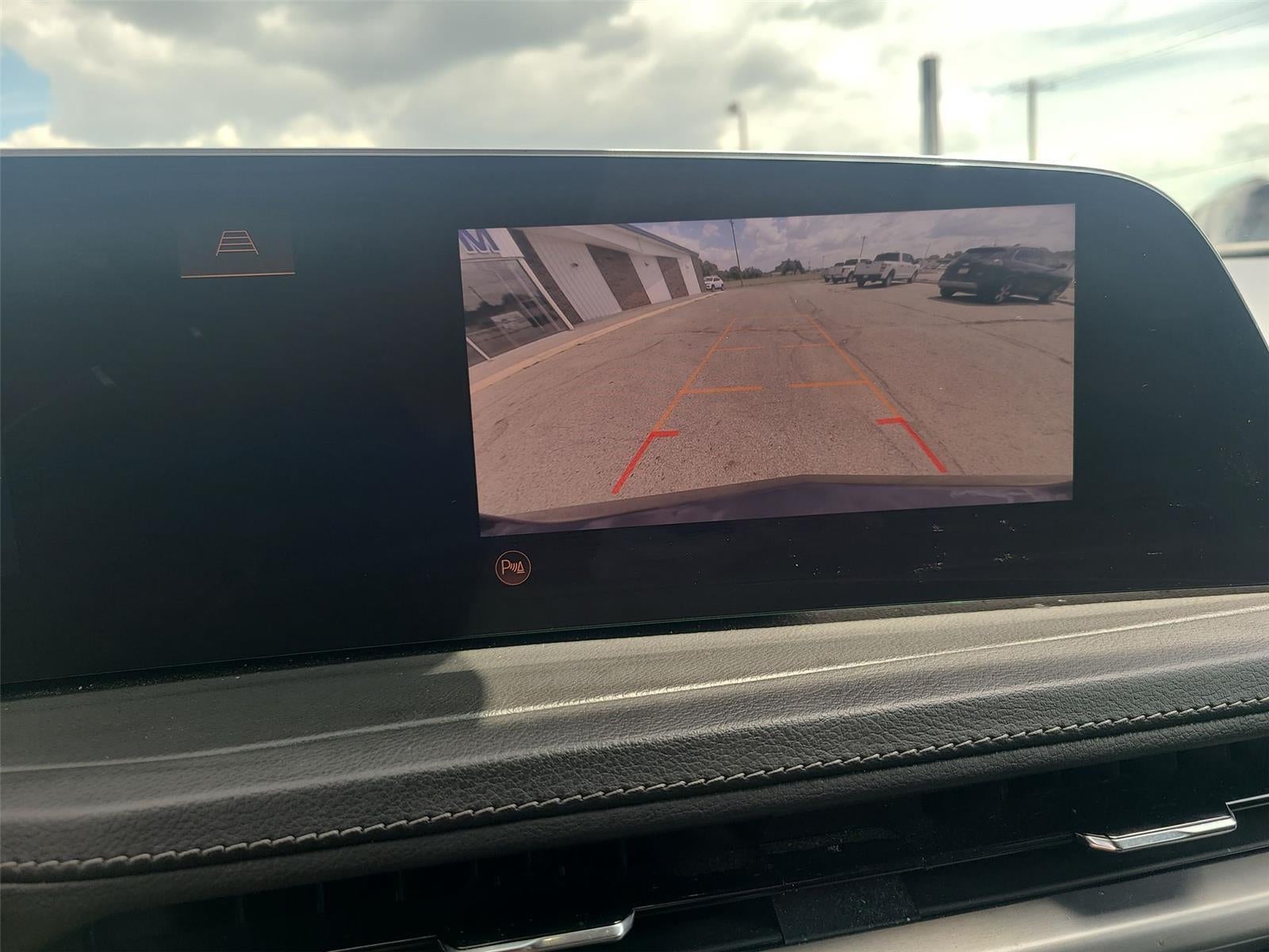 2024 Cadillac XT4 FWD Premium Luxury