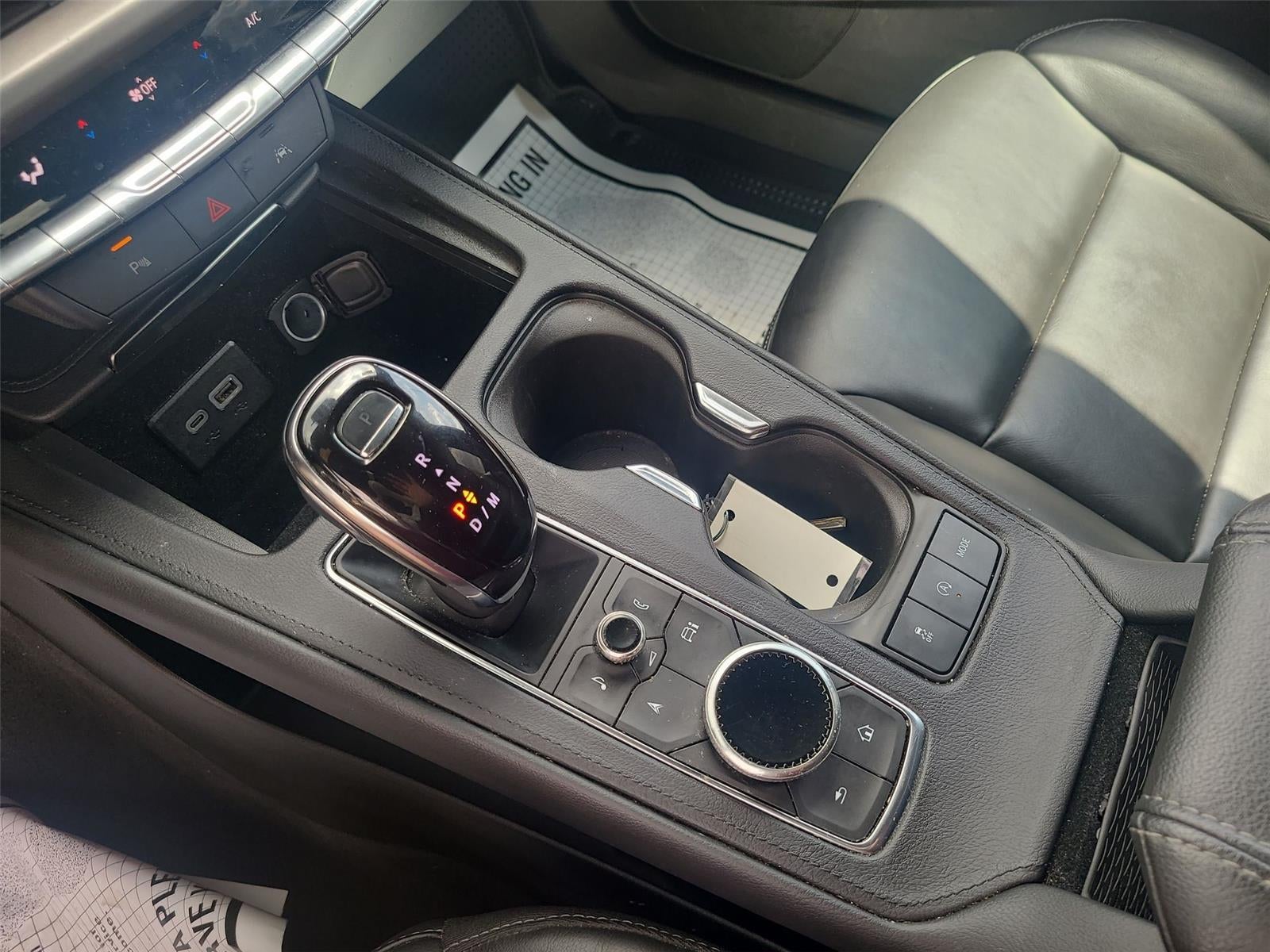 2024 Cadillac XT4 FWD Premium Luxury