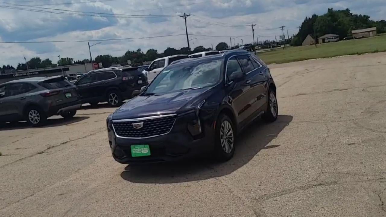 2024 Cadillac XT4 FWD Premium Luxury