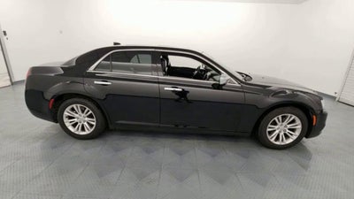 2017 Chrysler 300 300C