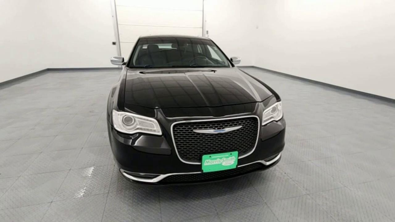 2017 Chrysler 300 300C