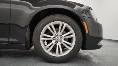 2017 Chrysler 300 300C