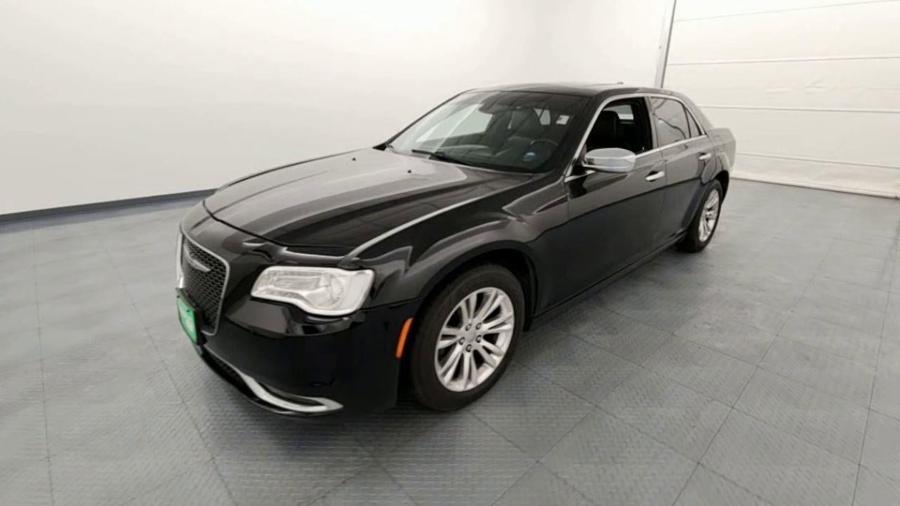2017 Chrysler 300 300C