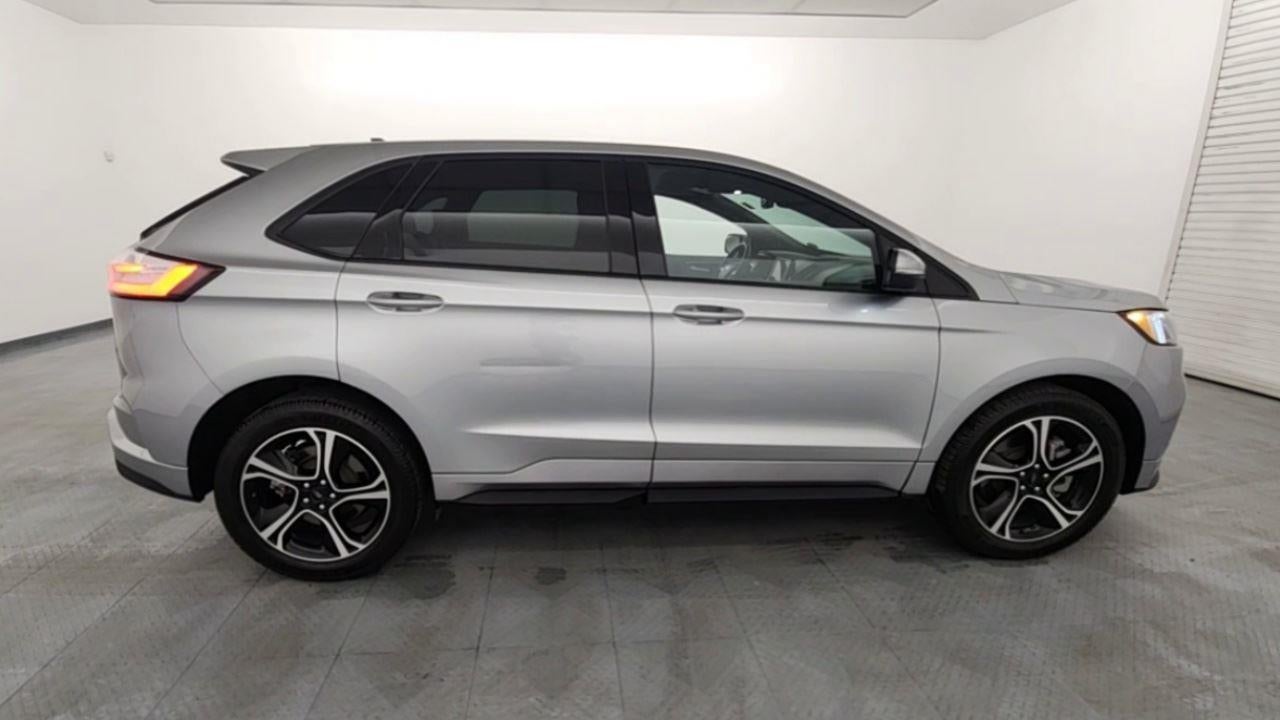 2023 Ford Edge ST
