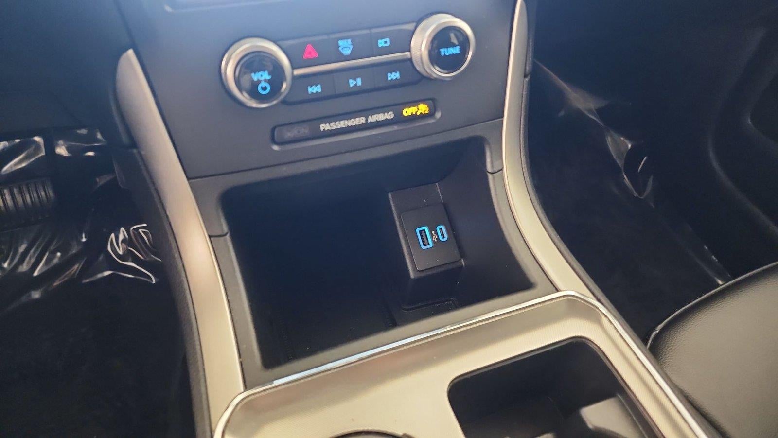 2022 Ford Edge SEL - Photo 24