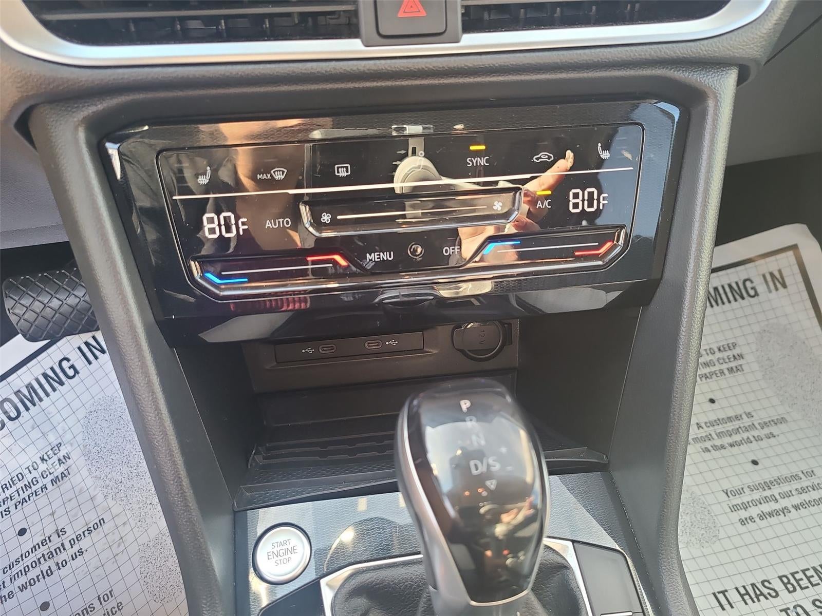 2025 Volkswagen Taos SE