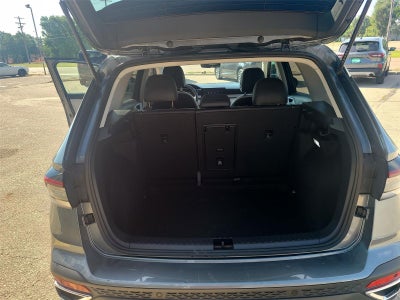 2025 Volkswagen Taos SE