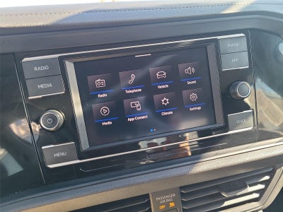 2024 Volkswagen Jetta SE