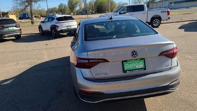 2024 Volkswagen Jetta SE