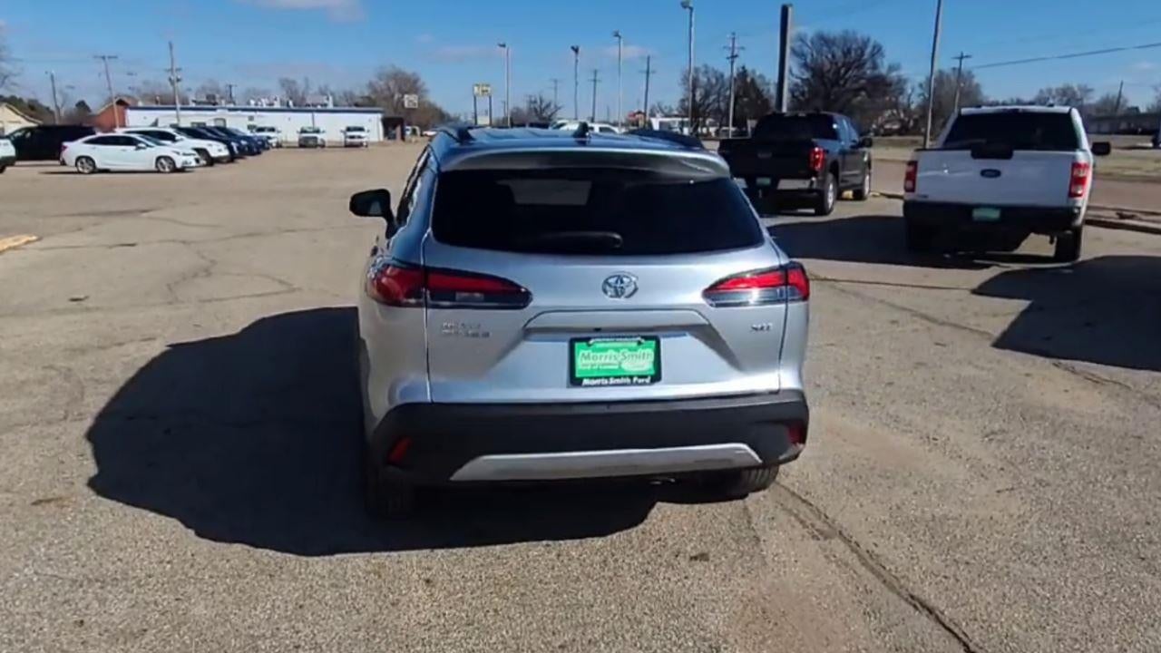 2025 Toyota COROLLA CROSS Base