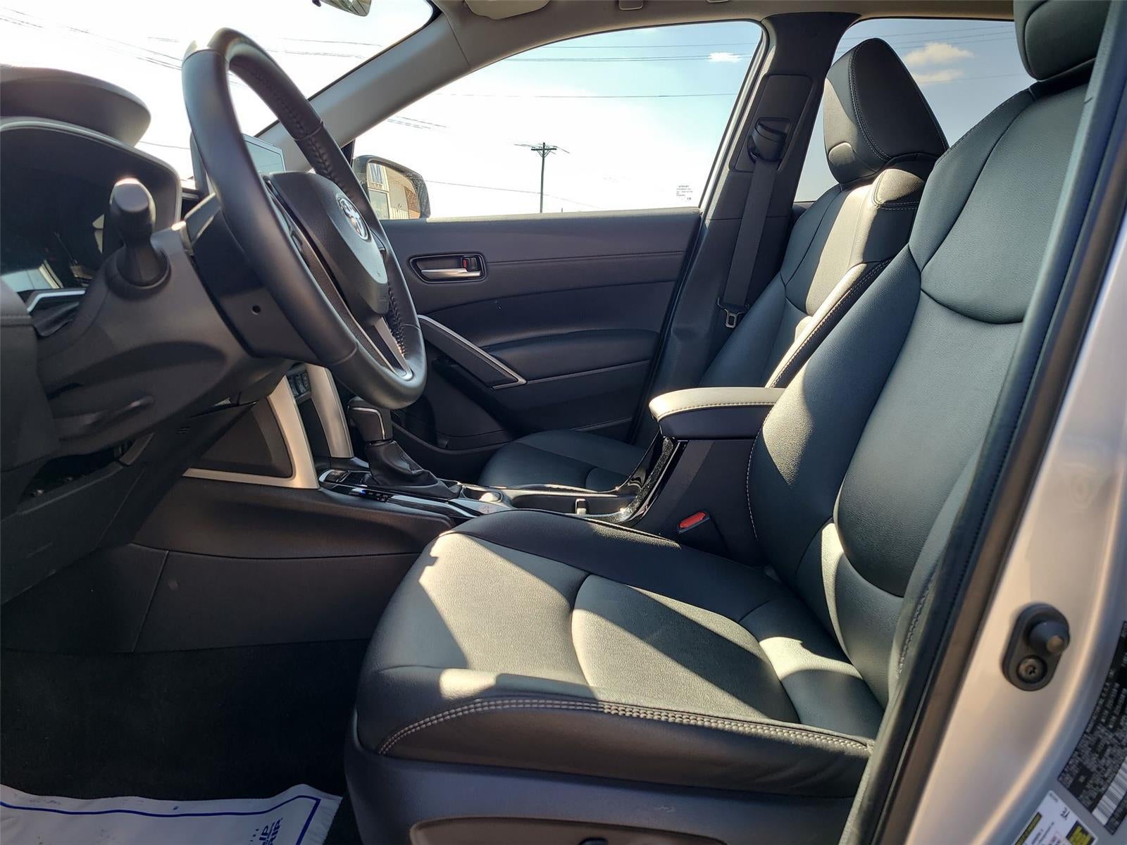 2025 Toyota COROLLA CROSS Base