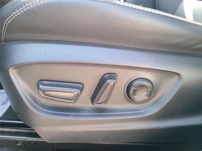 2025 Toyota COROLLA CROSS Base