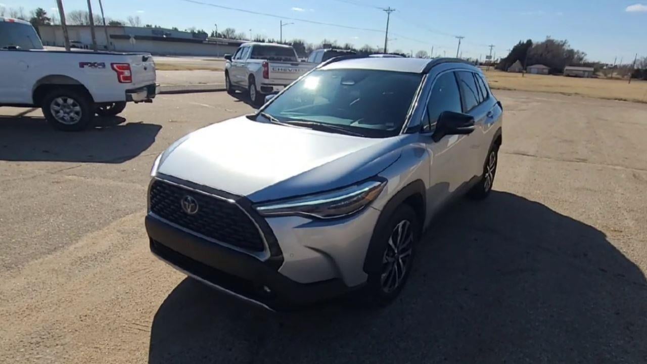 2025 Toyota COROLLA CROSS Base