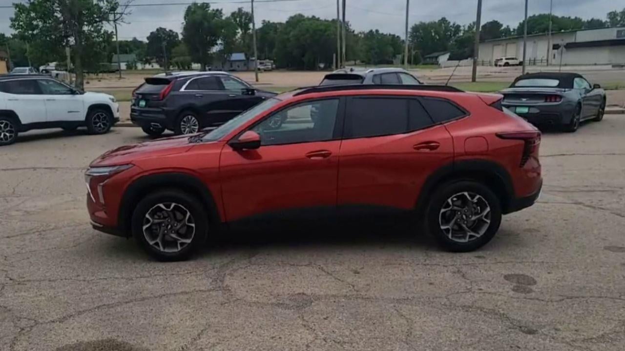 2024 Chevrolet Trax LT