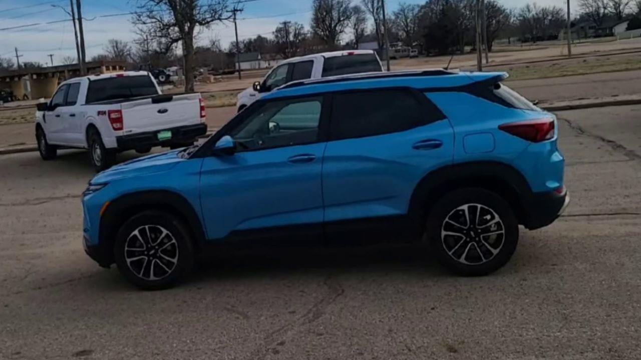 2025 Chevrolet TRAILBLAZER Base